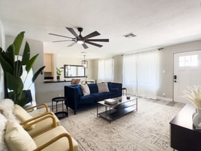 1349 E Osborn Rd in Phoenix, AZ - Building Photo - Building Photo