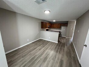 3840 Scarsdale Ln in Dallas, TX - Building Photo - Building Photo