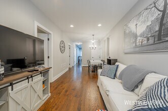 1640 W Blackhawk St in Chicago, IL - Building Photo - Building Photo