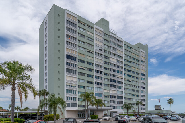 Horizon House in Clearwater, FL - Building Photo - Building Photo