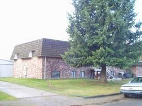 3414 S Regal St in Spokane, WA - Building Photo - Building Photo