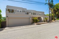 1425 N Tigertail Rd in Los Angeles, CA - Building Photo - Building Photo