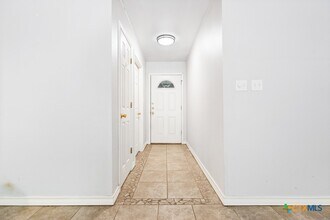 2016 Nevada St in San Marcos, TX - Building Photo - Building Photo