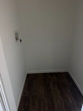 110 West St in Bristol, CT - Foto de edificio - Building Photo