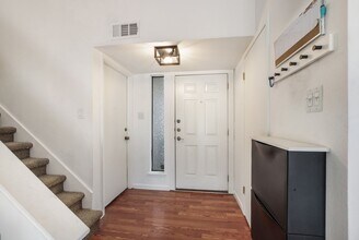 8548 Echo Creek Ln in San Antonio, TX - Building Photo - Building Photo