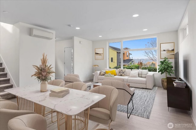 12672 60th Ave S in Seattle, WA - Building Photo - Building Photo