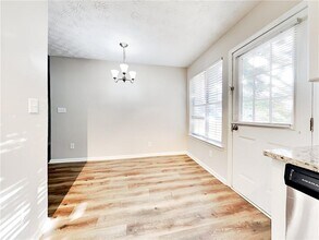 200 Adam Cir in Mcdonough, GA - Building Photo - Building Photo