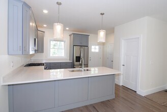 1 Scout Ln in Nashua, NH - Building Photo - Building Photo