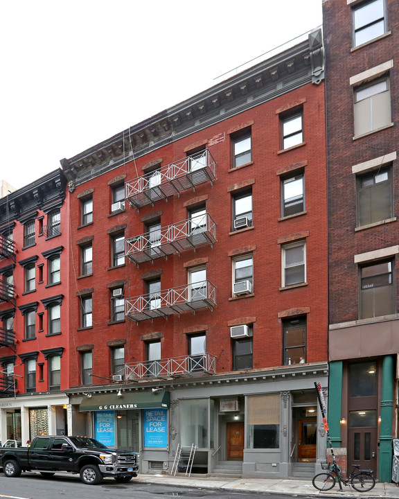 46 Grand St in New York, NY - Building Photo