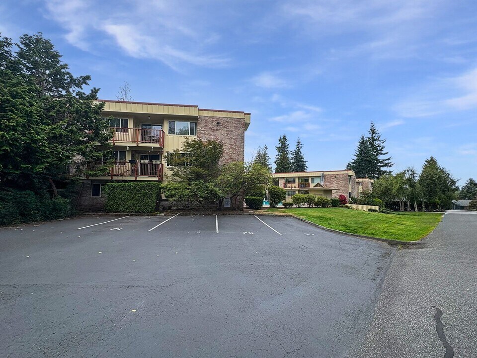 425 45th St SW in Everett, WA - Building Photo