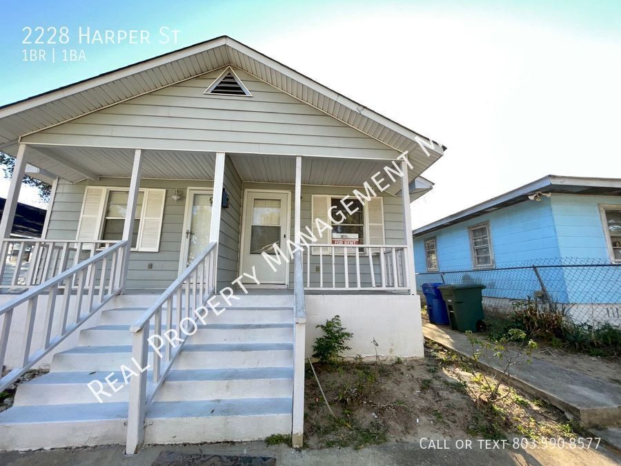 2228 Harper St in Columbia, SC - Foto de edificio