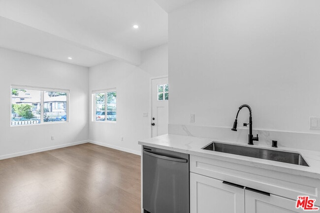 property at 1536 11th St