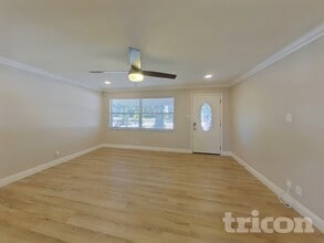 6351 40th Ave N in St. Petersburg, FL - Building Photo - Building Photo