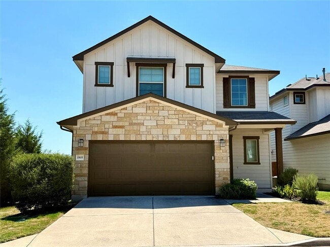 property at 1905 Crimson Rosella Trl