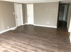 1350 Sherman Ave in Leavenworth, KS - Building Photo - Building Photo