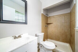 1652 Roberta Ln in Birmingham, AL - Building Photo - Building Photo