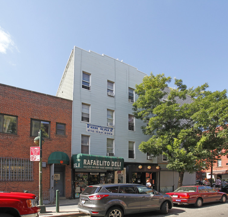 128 Bedford Ave in Brooklyn, NY - Building Photo