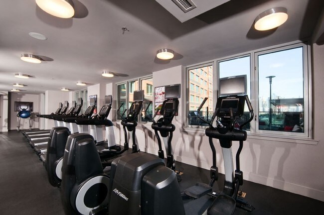 RiverTrace at Port Imperial in West New York, NJ - Foto de edificio - Interior Photo