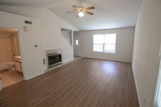 5200-5202-5202 Tessa Way in Columbia, MO - Building Photo - Building Photo