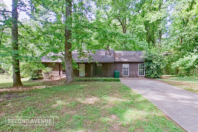property at 220 Hunt Ridge Dr