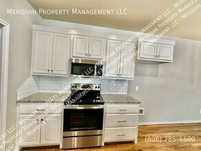 1224 Donald Preston Dr in Wolfforth, TX - Building Photo - Building Photo