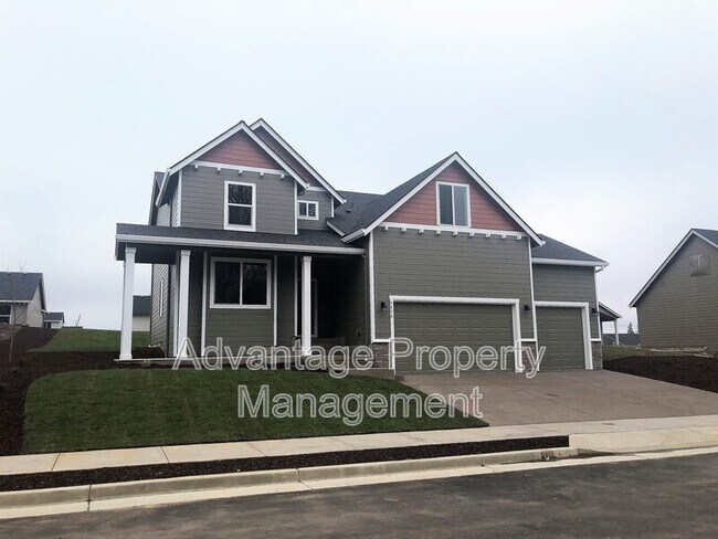 5836 NE Chandra Ct in Albany, OR - Foto de edificio - Building Photo