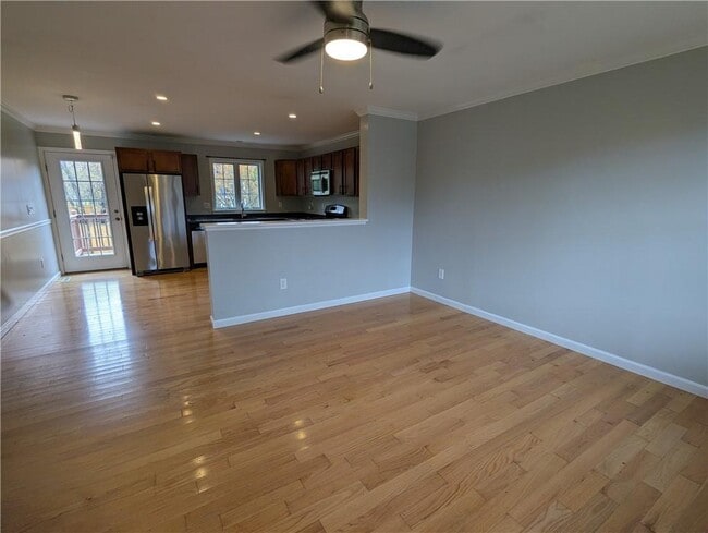 47 King Phillip St in Portsmouth, RI - Building Photo - Building Photo