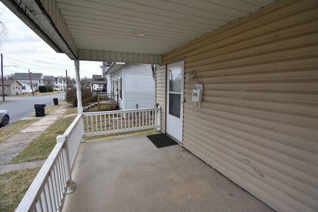 509-511 Burke St in Jersey Shore, PA - Foto de edificio - Building Photo