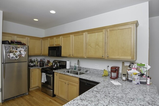 3117 N Damen Ave in Chicago, IL - Building Photo - Building Photo