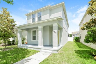 3207 Bayflower Ave in Harmony, FL - Building Photo - Building Photo