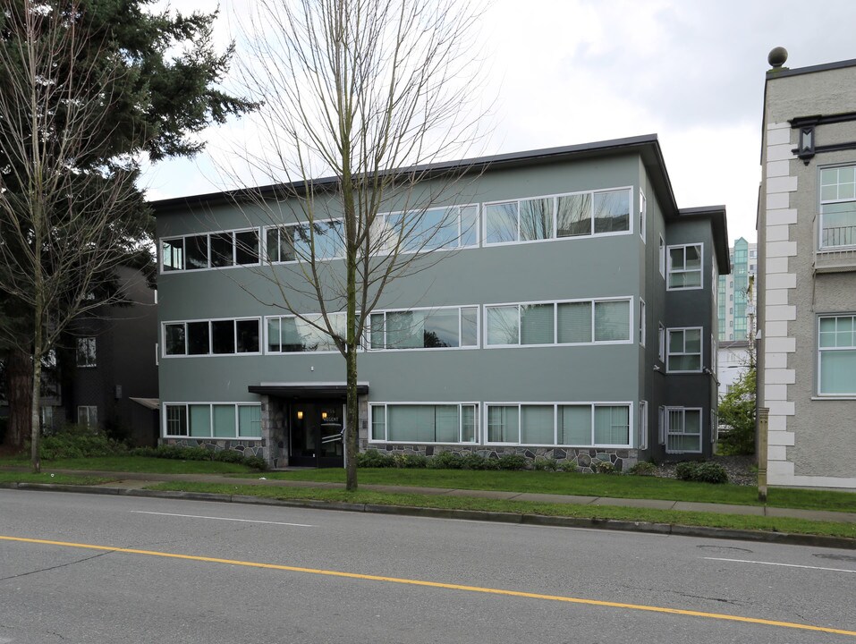 Regent Court in Vancouver, BC - Building Photo