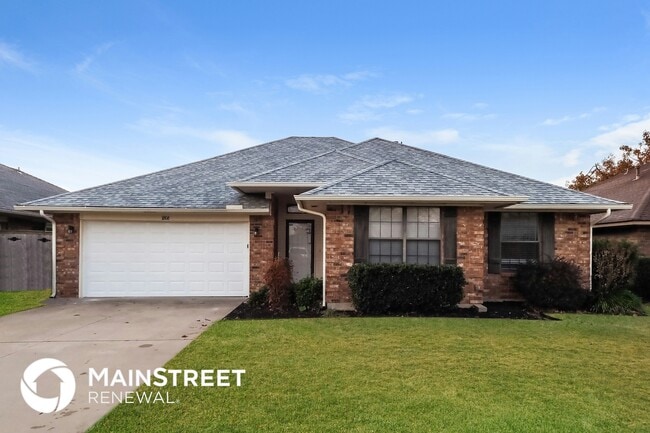 property at 1808 Yellowstone Ln