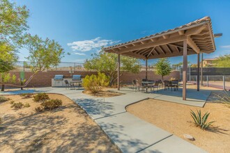 Vineyards at Palm Desert Apartment Homes in Palm Desert, CA - Foto de edificio - Building Photo