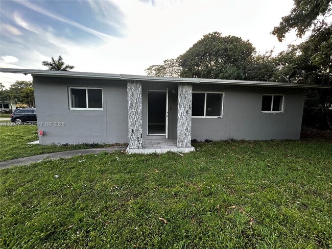 3411 NW 1st St in Lauderhill, FL - Building Photo - Building Photo