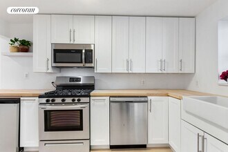 168 Prospect Park Southwest in Brooklyn, NY - Building Photo - Building Photo