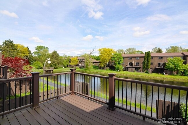 2515 Meade Ct in Ann Arbor, MI - Building Photo - Building Photo