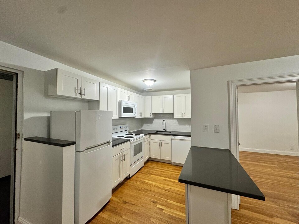 131 Summer St, Unit 37 in Malden, MA - Foto de edificio