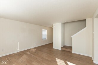 1051 Taurus Ct in Franklin, IN - Building Photo - Building Photo