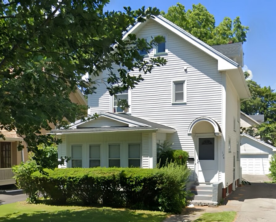 124 Ellicott St in Rochester, NY - Foto de edificio