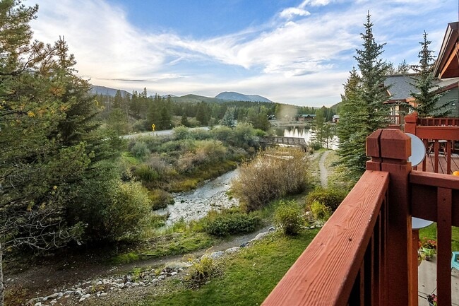 property at 93 Pelican Cir