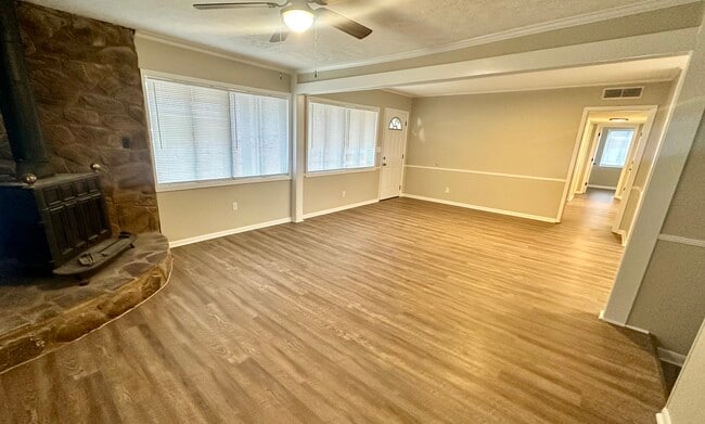 503 16th Ave N in Columbus, MS - Building Photo - Building Photo