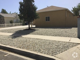 19406 Archwood St in Los Angeles, CA - Building Photo - Building Photo