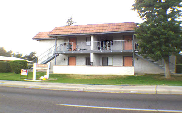 Hacienda Park apartments is centrally loca... in Phoenix, AZ - Foto de edificio