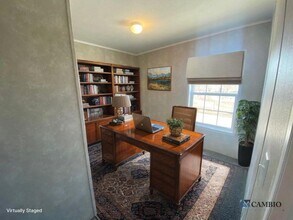 35 Lou Henry Ln in West Branch, IA - Building Photo - Building Photo