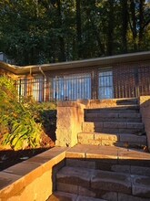 833 E Cumberland Dr in Louisville, TN - Building Photo - Building Photo