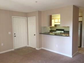 The Abbey at South Riding in South Riding, VA - Building Photo - Building Photo