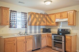 108 Rogers Dr in Rincon, GA - Building Photo - Building Photo