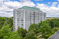 The Chartwell II in Toronto, ON - Building Photo - Building Photo