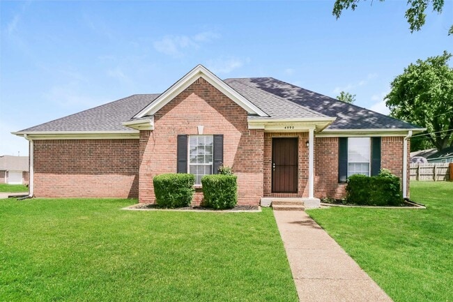 property at 4590 Lindawood Ln