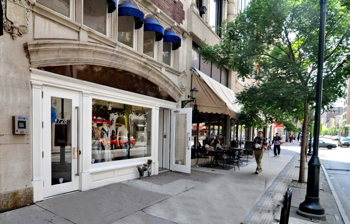 1728 Chestnut St in Philadelphia, PA - Building Photo